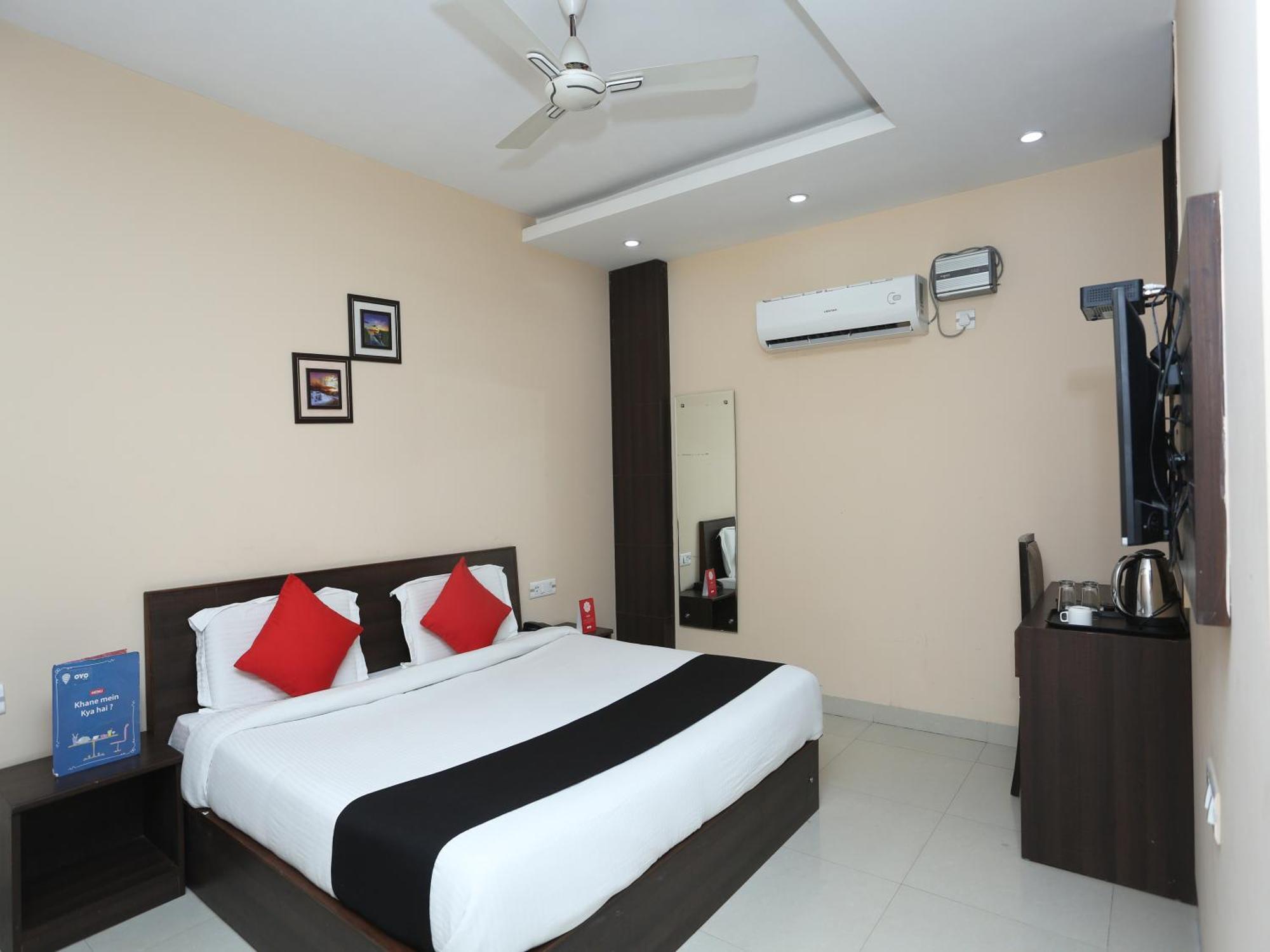 Bilberry Hotel Rewari Exterior photo